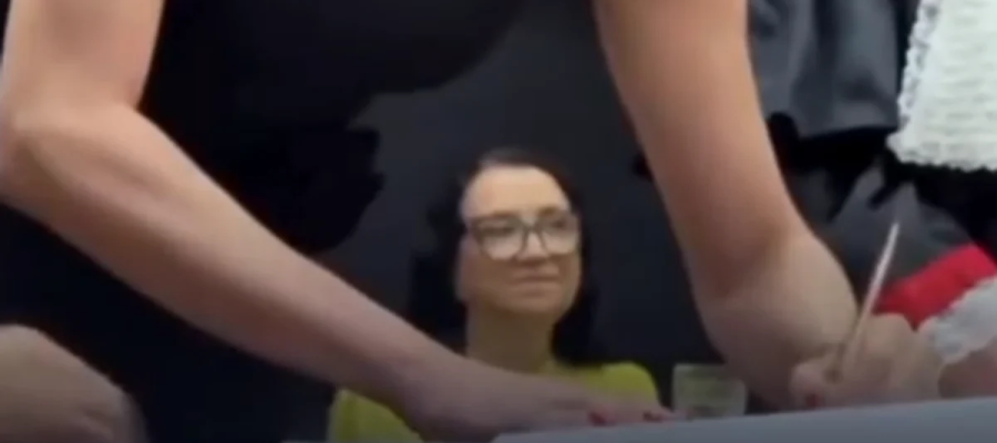 Momento histórico: mulher trans assume pela primeira vez cargo de promotora de Justiça no país