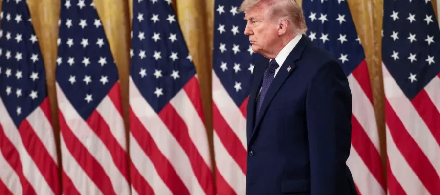 4 de Julho: Pequenos protestos contra Trump marcam celebrações da independência dos EUA