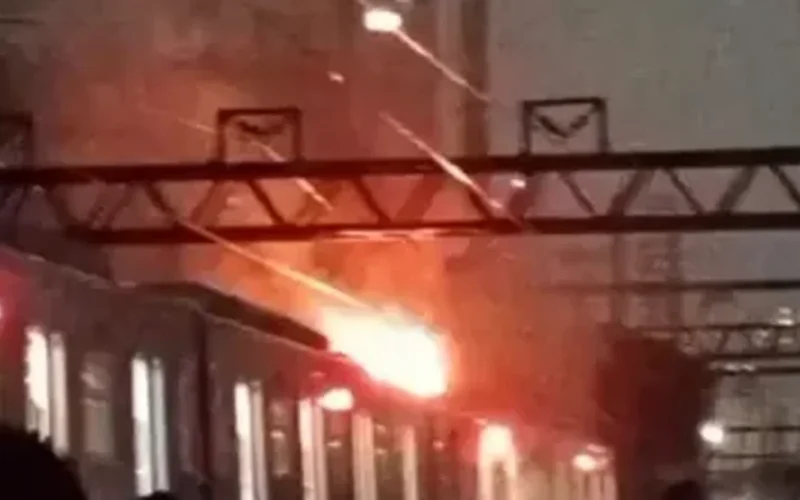 Incêndio em trem causa paralisações e transtornos no transporte ferroviário de São Paulo