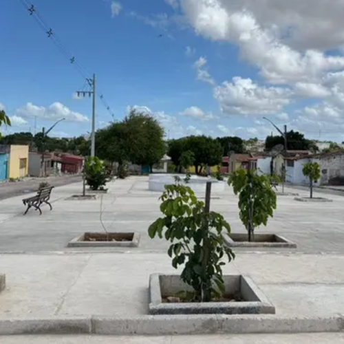 Prefeita Ziane Costa celebra avanço de obras do programa Pró Estrada em Delmiro Gouveia