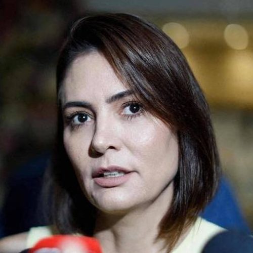 Bia Kicis afirma que Michelle Bolsonaro será candidata ao Senado