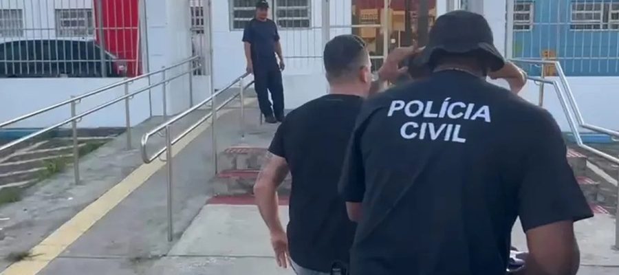 Trio invade casas para fugir da PM, mas é preso com drogas em Maceió