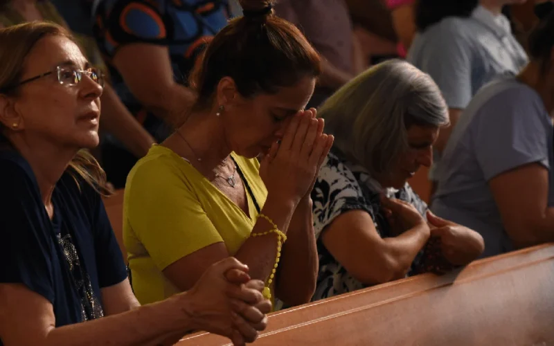 Para 81% dos brasileiros, é fundamental que candidato acredite em Deus
