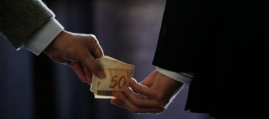 Por que o Brasil precisa de uma Política Nacional de Combate à Corrupção?