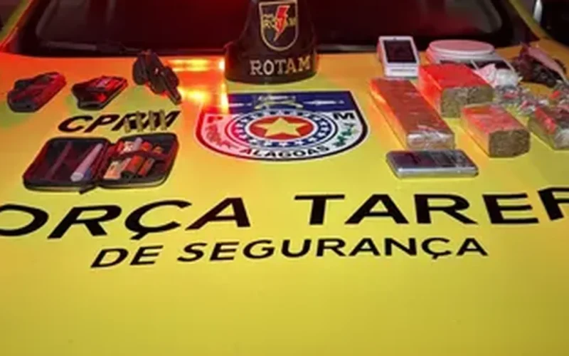 Traficante é preso com drogas, armas e munições em Guaxuma