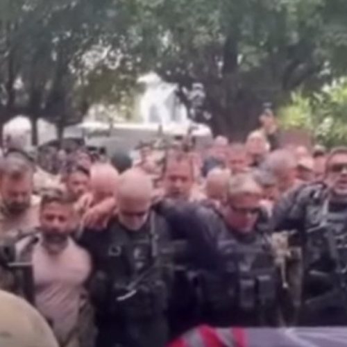Oração das forças especiais marca despedida de Felipe Marques