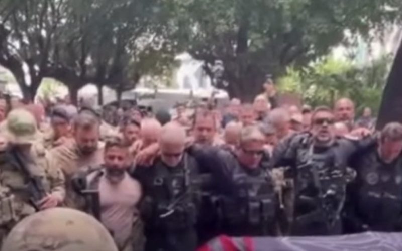 Oração das forças especiais marca despedida de Felipe Marques
