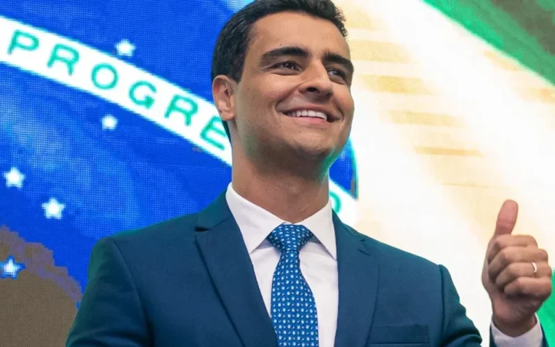 Em reunião do PSDB em Brasília, JHC defende autonomia financeira e administrativa aos municípios