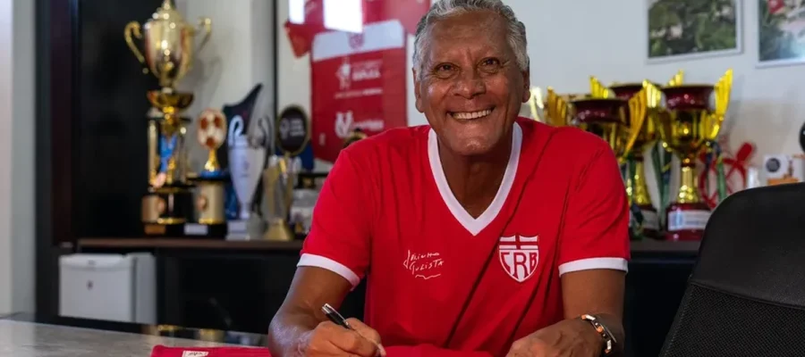 Joãozinho Paulista faz visita ao CT Ninho do Galo nesta quarta-feira (15)