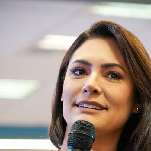 Michelle nega atrito com Flávio Bolsonaro e diz que partido seguirá unido para 2026