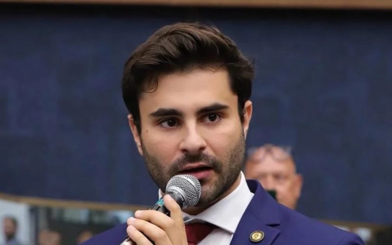 “Se derrubarem o veto de Lula, Bolsonaro vai estar 100% solto”, afirma sobrinho de Dilma