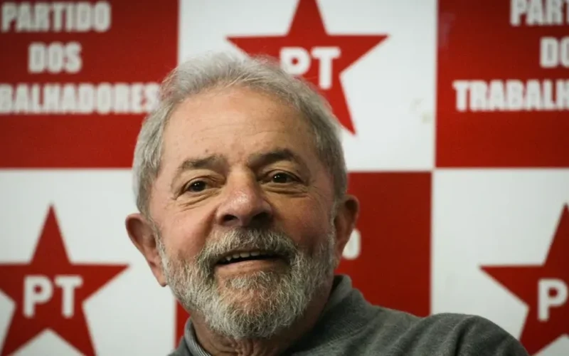 “Porta-vozes do Lula”: PT investe em presença online para combater “bolsonaristas”