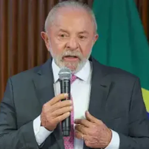“Se ele soubesse o que é um nordestino nervoso , não brincaria com o Brasil”, diz Lula sobre Trump