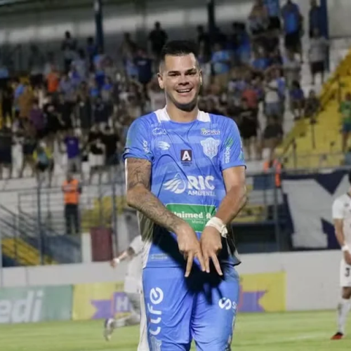 CSA anuncia centroavante Lucas Lima, artilheiro da Série A3 pelo Marília