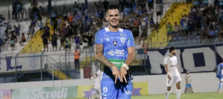 CSA anuncia centroavante Lucas Lima, artilheiro da Série A3 pelo Marília