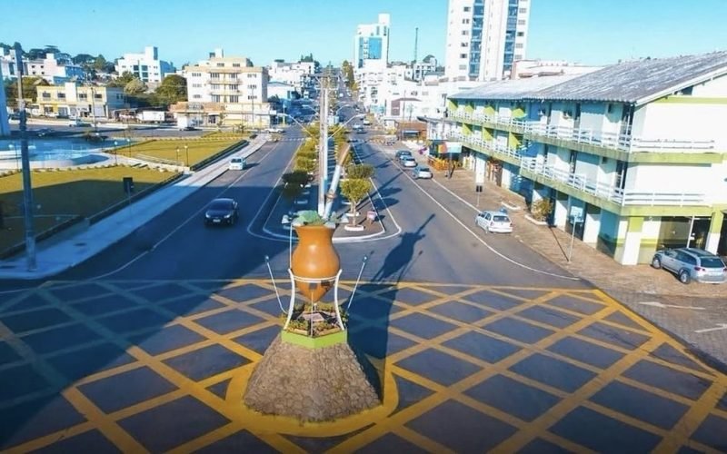Sogra ataca nora com sete facadas e foge antes de chegada da PM