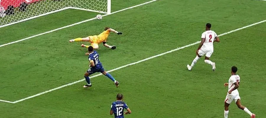 Inglaterra vence França em jogo de dez gols e conquista o terceiro lugar da Copa do Mundo