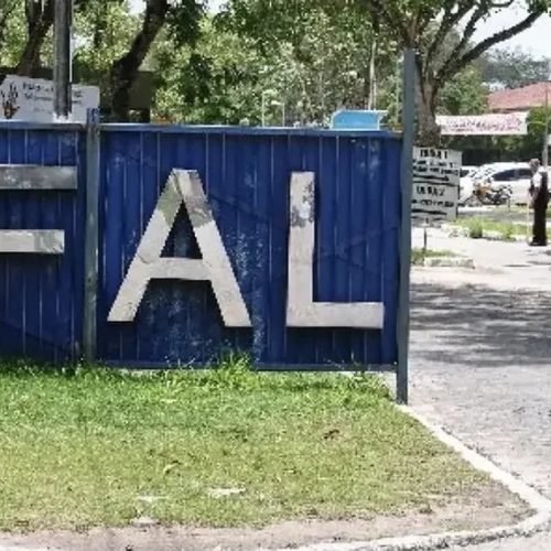 Ufal suspende reconhecimento de 218 diplomas de faculdade paraguaia