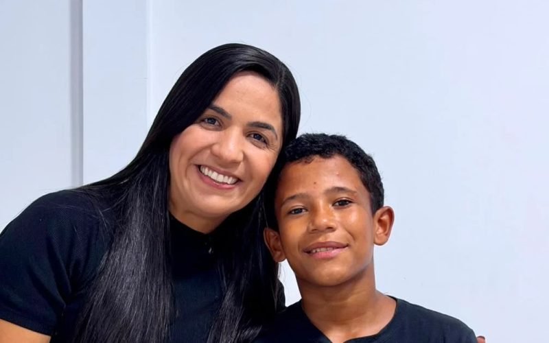 Márcia Cavalcante transforma sonho em realidade e fortalece talentos da música local