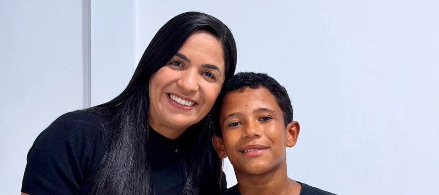 Márcia Cavalcante transforma sonho em realidade e fortalece talentos da música local