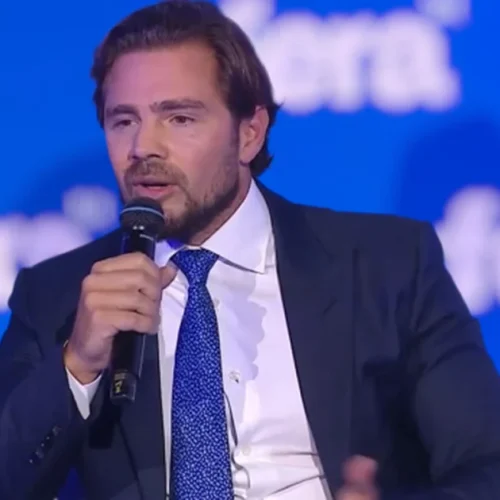 Preso na PF, Vorcaro passa mal e pede hospital enquanto negocia delação bilionária