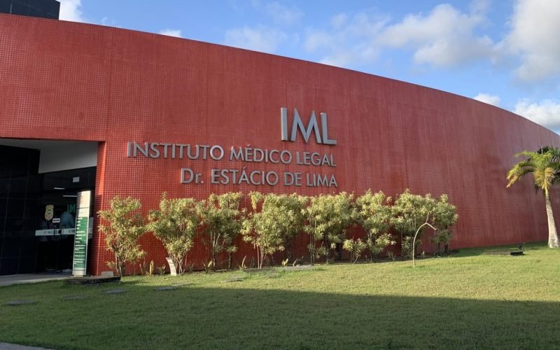 Homem morre e mulher fica ferida em ataque a tiros na Cidade Universitária