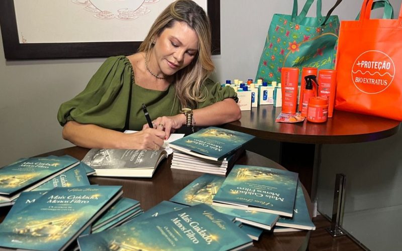 Do digital ao real: Níria Freire questiona padrões estéticos e chega à Europa