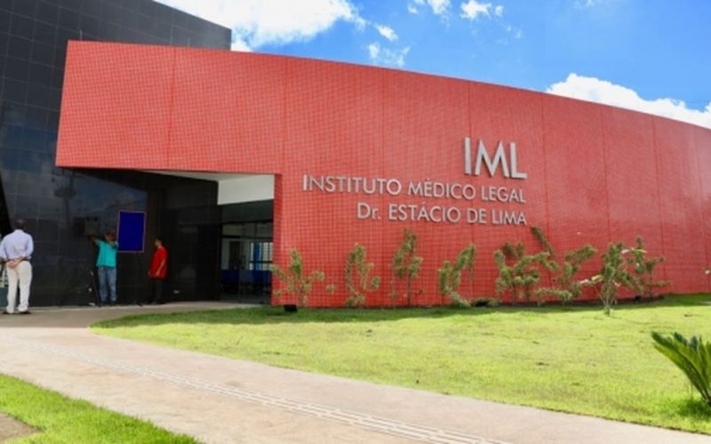 Jovem morre e outro fica ferido após ataque a tiros no Tabuleiro do Martins