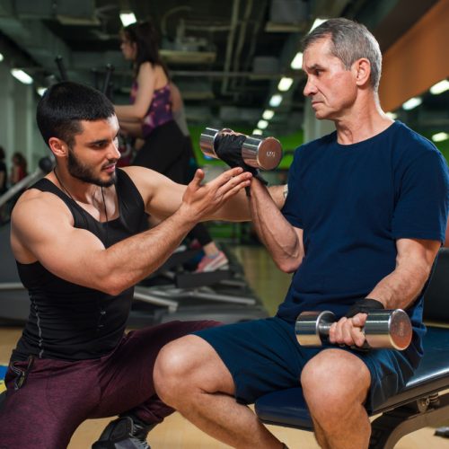 Projeto de Lei em Maceió quer proibir a cobrança abusiva por academias a personal trainers que acompanhem alunos