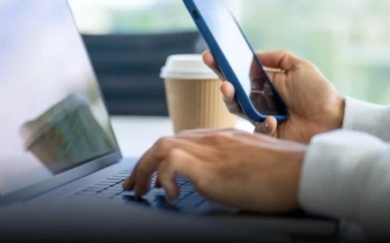 Internet ultrapassa TV aberta e lidera investimentos em publicidade no Brasil