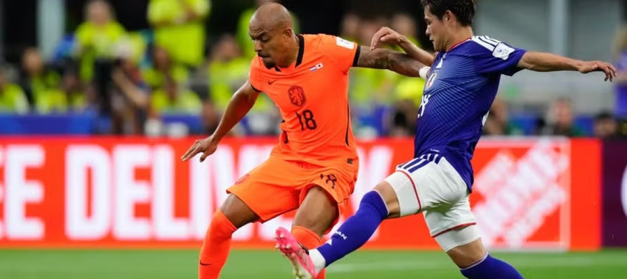 Que jogaço! Japão e Holanda empatam em 2 a 2 em jogo da primeira rodada