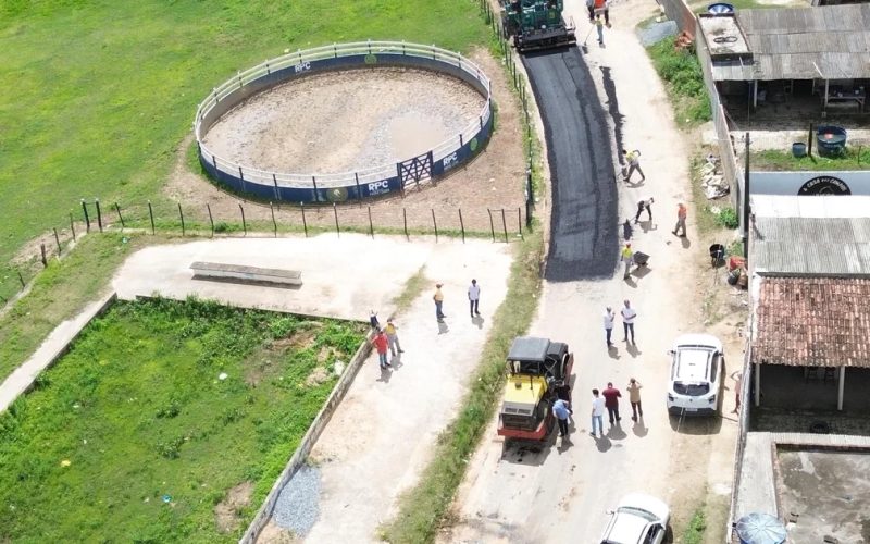 Prefeitura de União dos Palmares inicia asfaltamento do acesso que ligará município ao distrito Várzea Grande