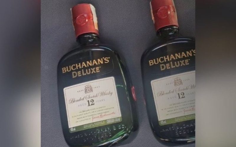 Funcionário é preso suspeito de furtar mais de 30 uísques na Ponta Verde