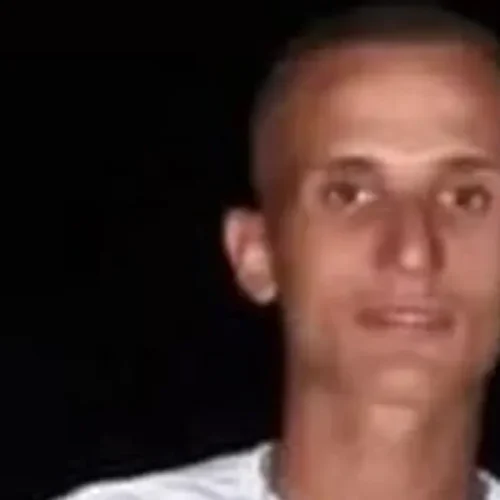 Motociclista de 25 anos morre após colisão com picape na BR-101