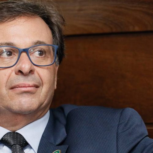 Ministro do Turismo do governo Bolsonaro critica “lealdade a quem rouba”