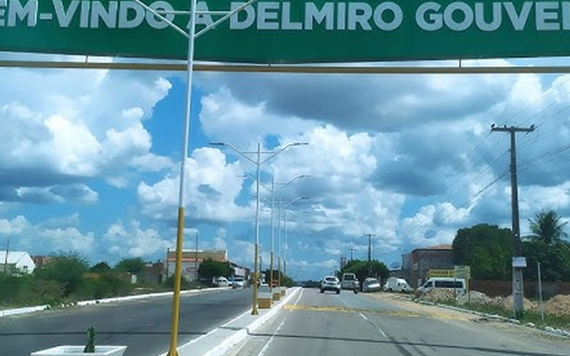 Delmiro Gouveia inaugura nova escola no bairro Pedra Velha com capacidade para 500 alunos