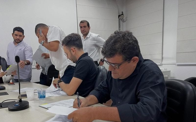 Vereador Aldo Loureiro solicita limpeza e reparo de galerias no Village Campestre 2