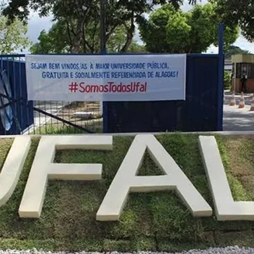Ufal abre 66 vagas exclusivas para pessoas trans e inscrições já estão em andamento