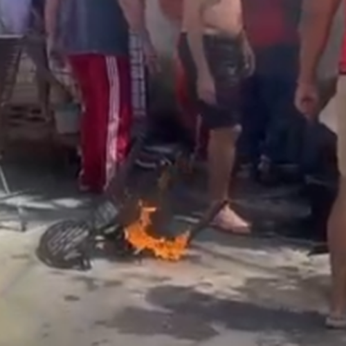 Explosão de botijão de gás deixa três feridos e destrói casa no Jacintinho