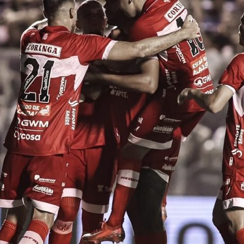 Com gol de Mikael, CRB suporta pressão do Ceará e vence por 1 a 0 fora de casa