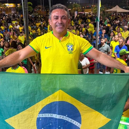 Brasil x Noruega: Luciano Marinho faz da Praça do Graciliano Ramos o maior ponto de encontro da torcida brasileira em Maceió