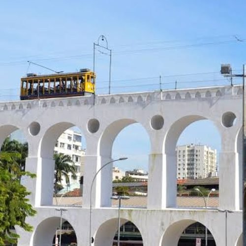 Após mais de 20 anos, Bonde de Santa Teresa volta a percorrer trajeto histórico no Rio