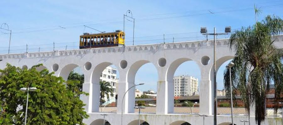 Após mais de 20 anos, Bonde de Santa Teresa volta a percorrer trajeto histórico no Rio