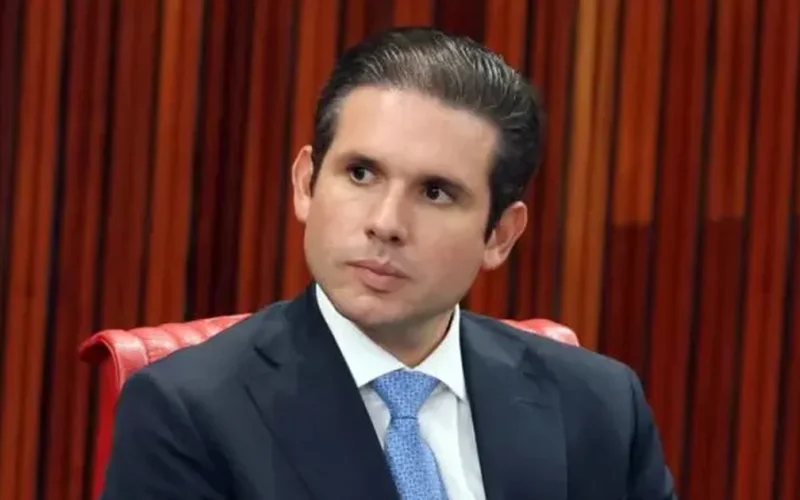Hugo Motta diz que redução de jornada 6×1 por Projeto de Lei gera “insegurança jurídica”