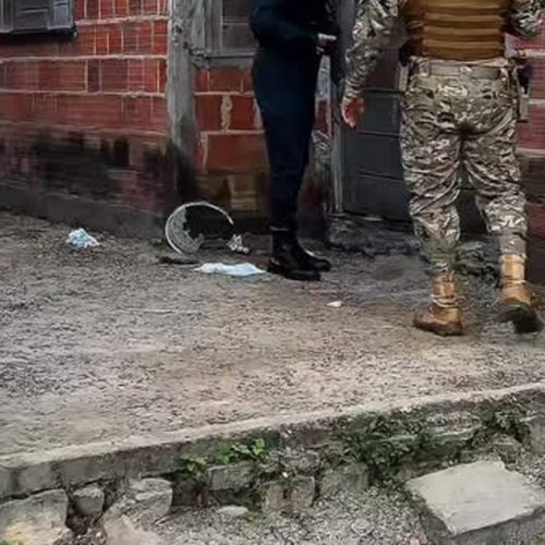 Polícia se passa por entregadores do “Mercado Livre” e operação explode nas redes