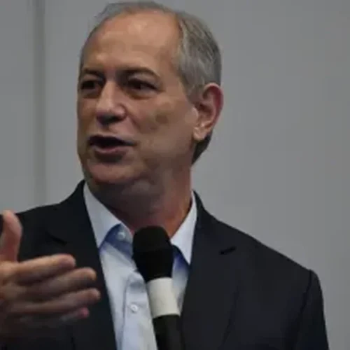 Justiça condena Ciro Gomes por violência política de gênero e proíbe novas citações a prefeita do PT