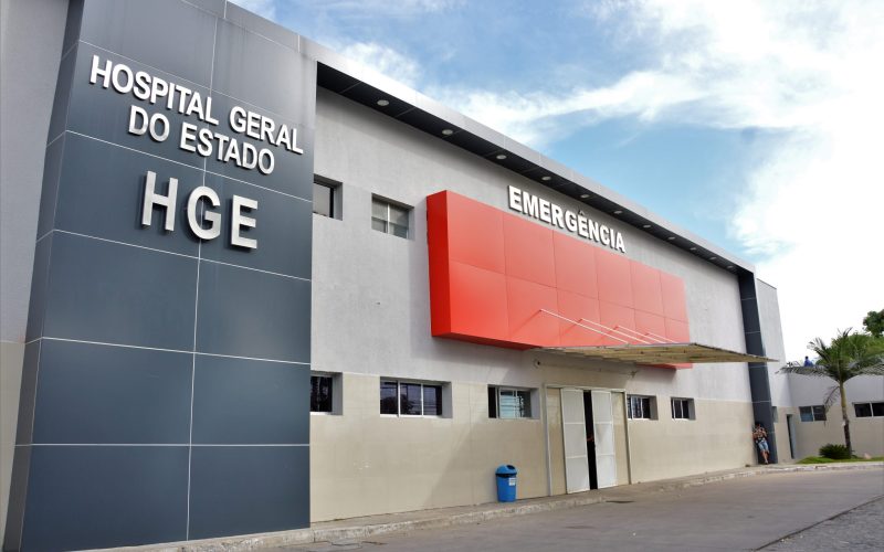 Adolescente esfaqueia homem após acusação de “macumba” no Benedito Bentes
