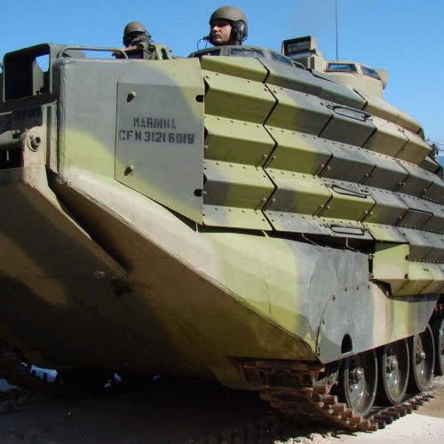 Governo Lula recusou empréstimo de blindados ao Rio por temor de que traficantes se apossassem dos veículos