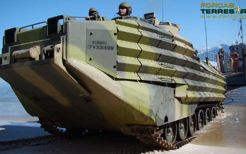 Governo Lula recusou empréstimo de blindados ao Rio por temor de que traficantes se apossassem dos veículos