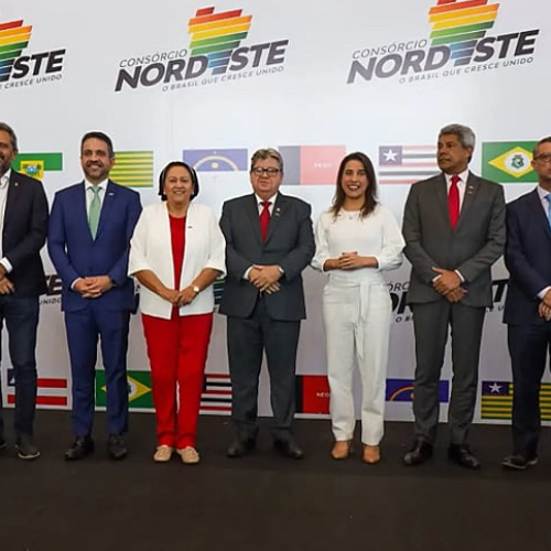 Governadores do Nordeste defendem decreto federal que limita uso da força policial e se contrapõem aos do Sudeste
